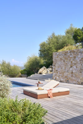 210849C-205200D-Allure_3