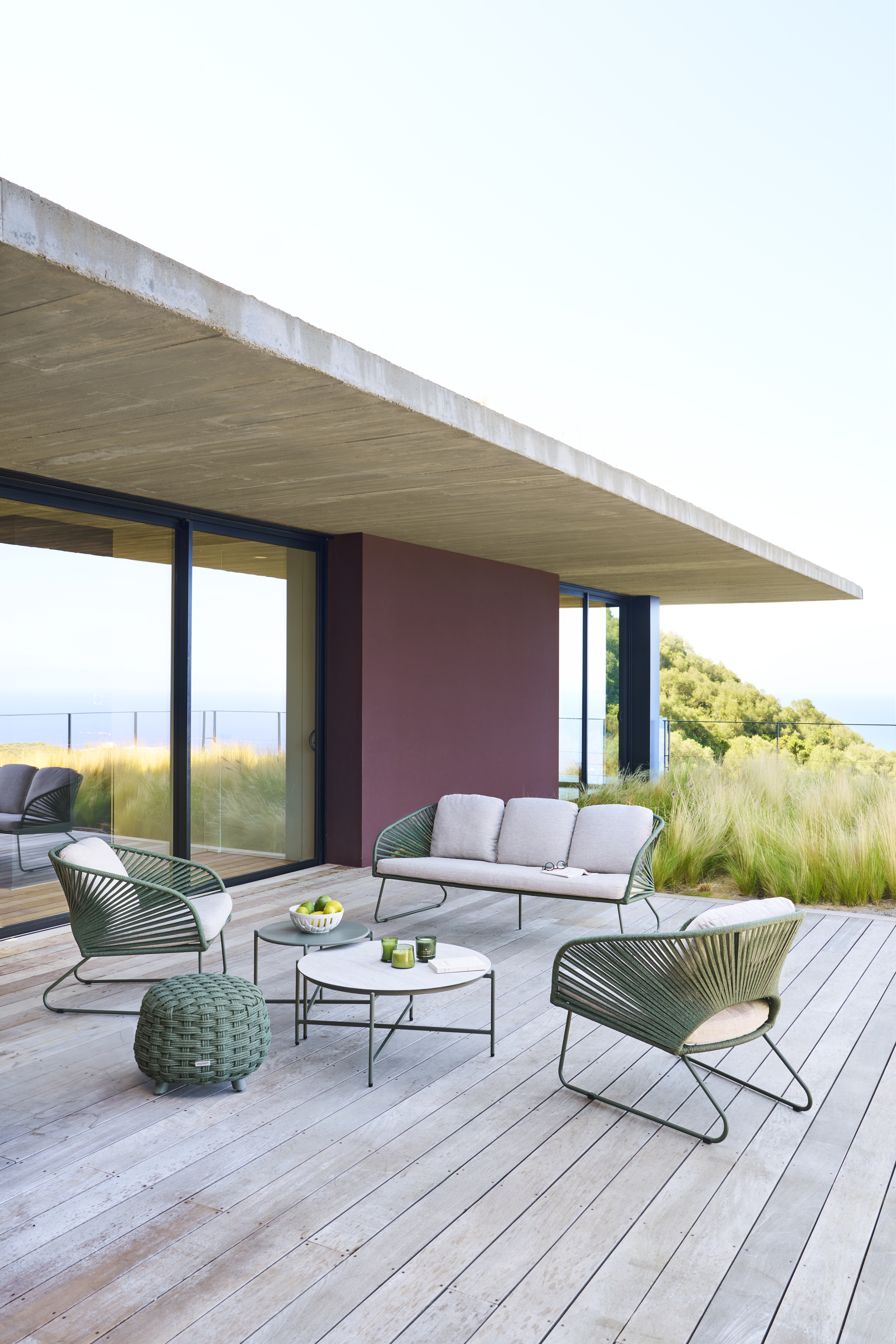 210900A-Obbae-Belano